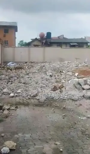 Exclusive Estate Land