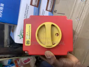 Isolator Switch With Box