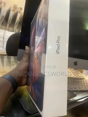 New Apple iPad Pro 12.9 (2021) 128 GB Gray