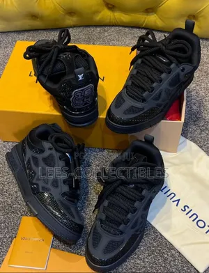 Top Quality Louis Vuitton Shinny Black Sneakers