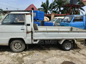 Mitsubishi Delica 2010 White