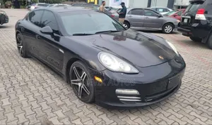 Porsche Panamera 4 2012 Black