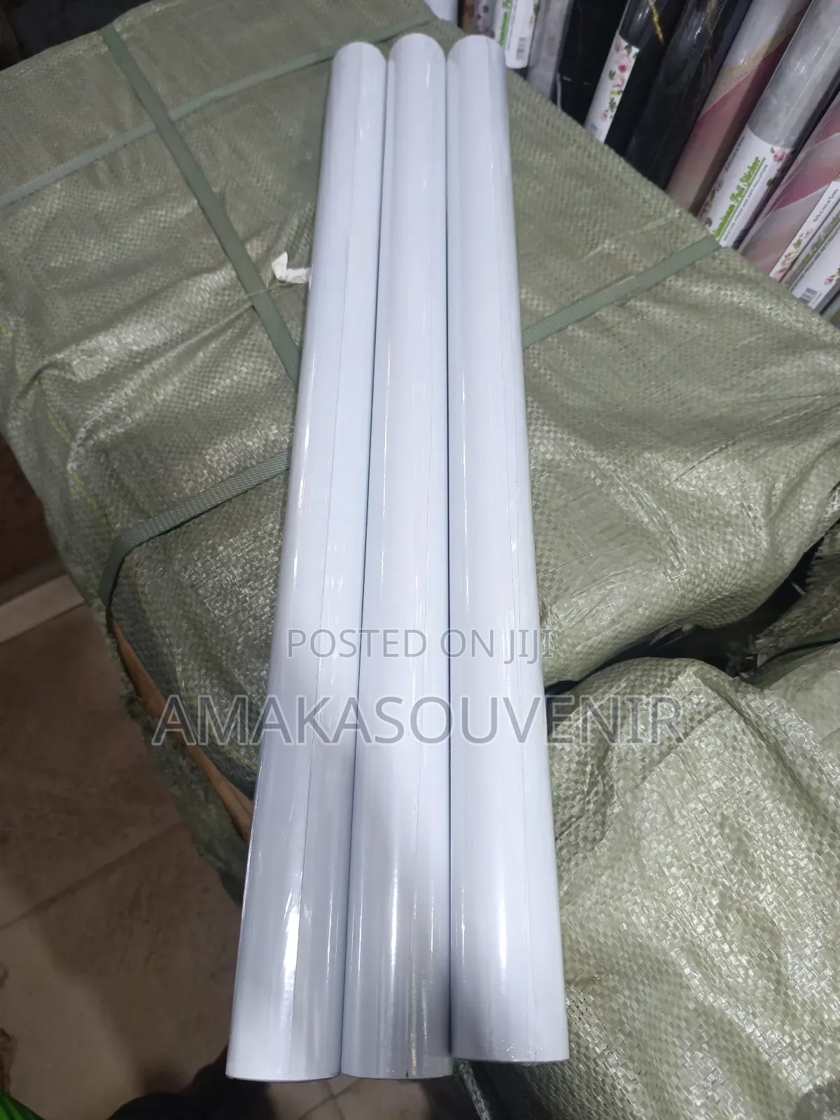 Plain White Marble Wallpaper