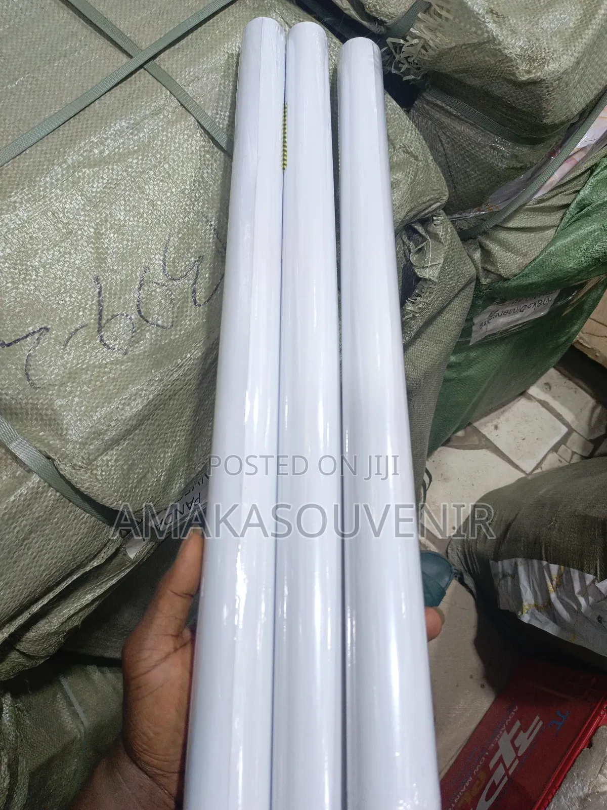 Plain White Marble Wallpaper