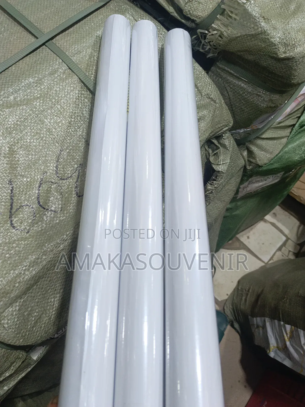 Plain White Marble Wallpaper