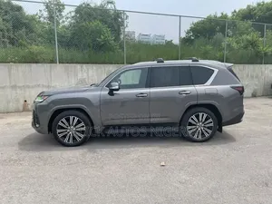 2023 Lexus Lx600 for Rent