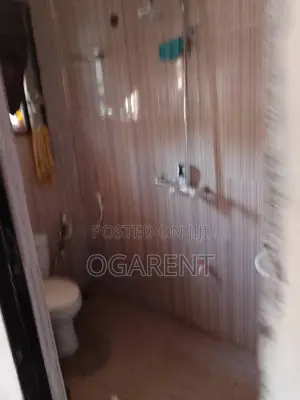 2bdrm Apartment in Airport Rd, Benin City for rent
