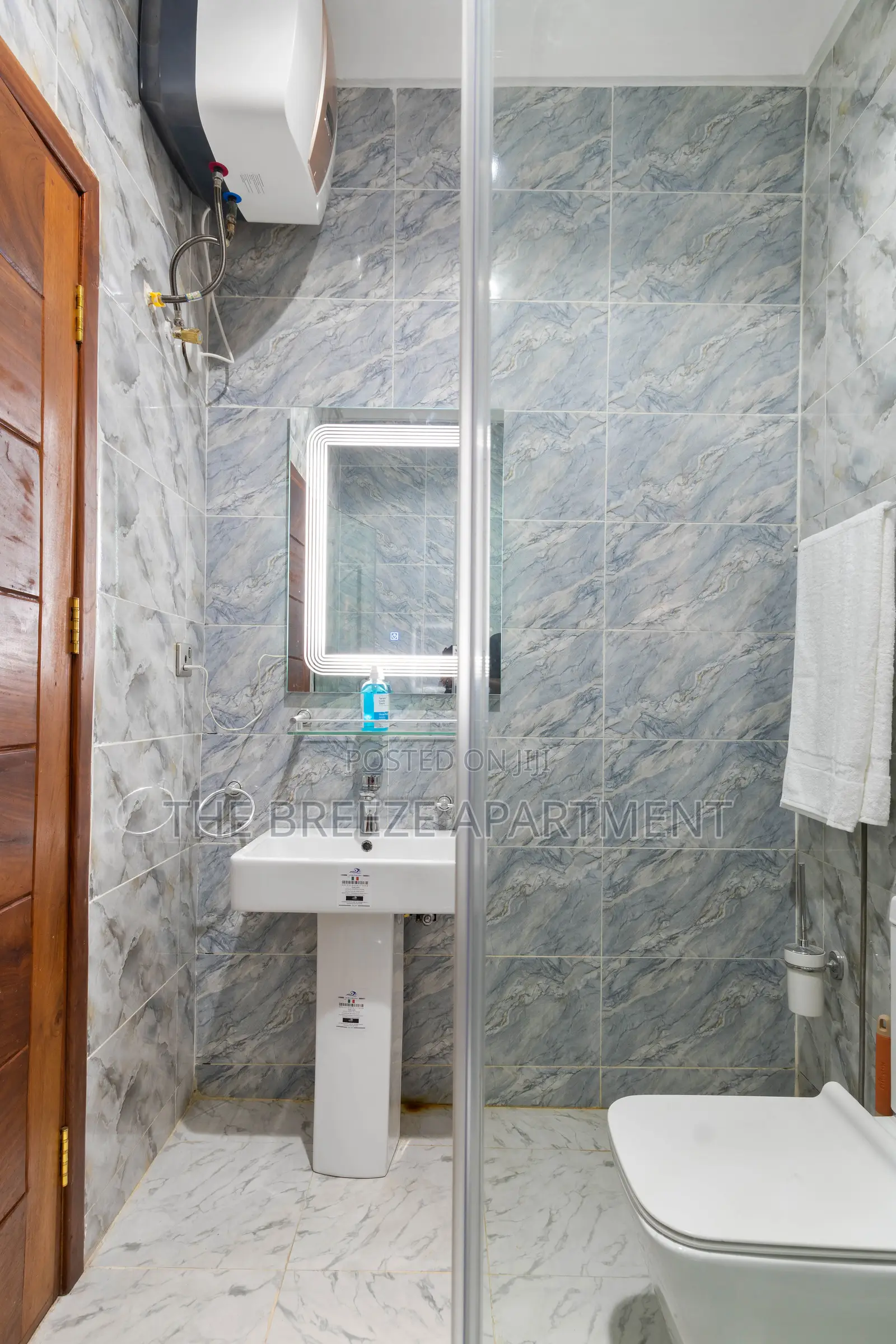 Luxury 4 Bedroom Detached Duplex in an Estate