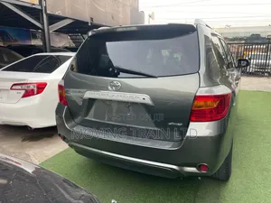 Toyota Highlander Limited 2010 Gray