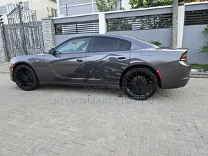 Dodge Charger SXT RWD 2019 Gray