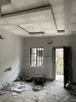 2bdrm Bungalow in Warri for rent