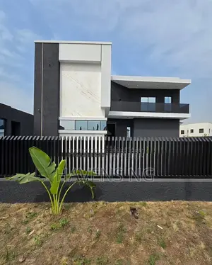 5bdrm Duplex in Lekki Phase 1 for sale
