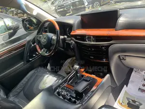 Lexus LX 570 (5 seats) AWD 2018 Black