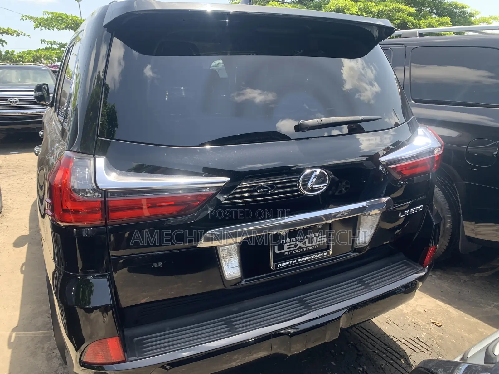 Lexus LX 570 (5 seats) AWD 2018 Black