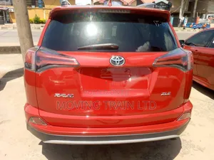 Toyota RAV4 XLE AWD (2.5L 4cyl 6A) 2016 Red
