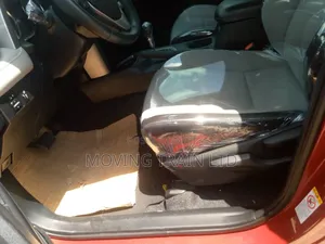 Toyota RAV4 XLE AWD (2.5L 4cyl 6A) 2016 Red