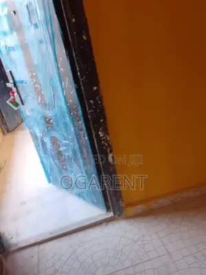 3bdrm Apartment in Off Country Home, Benin City for rent