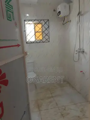 3bdrm Apartment in Off Country Home, Benin City for rent