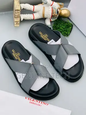 Quality Valentino Slippers