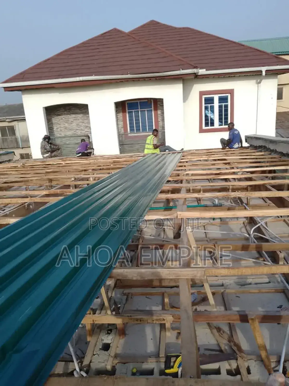 Carpenter for House Roofing