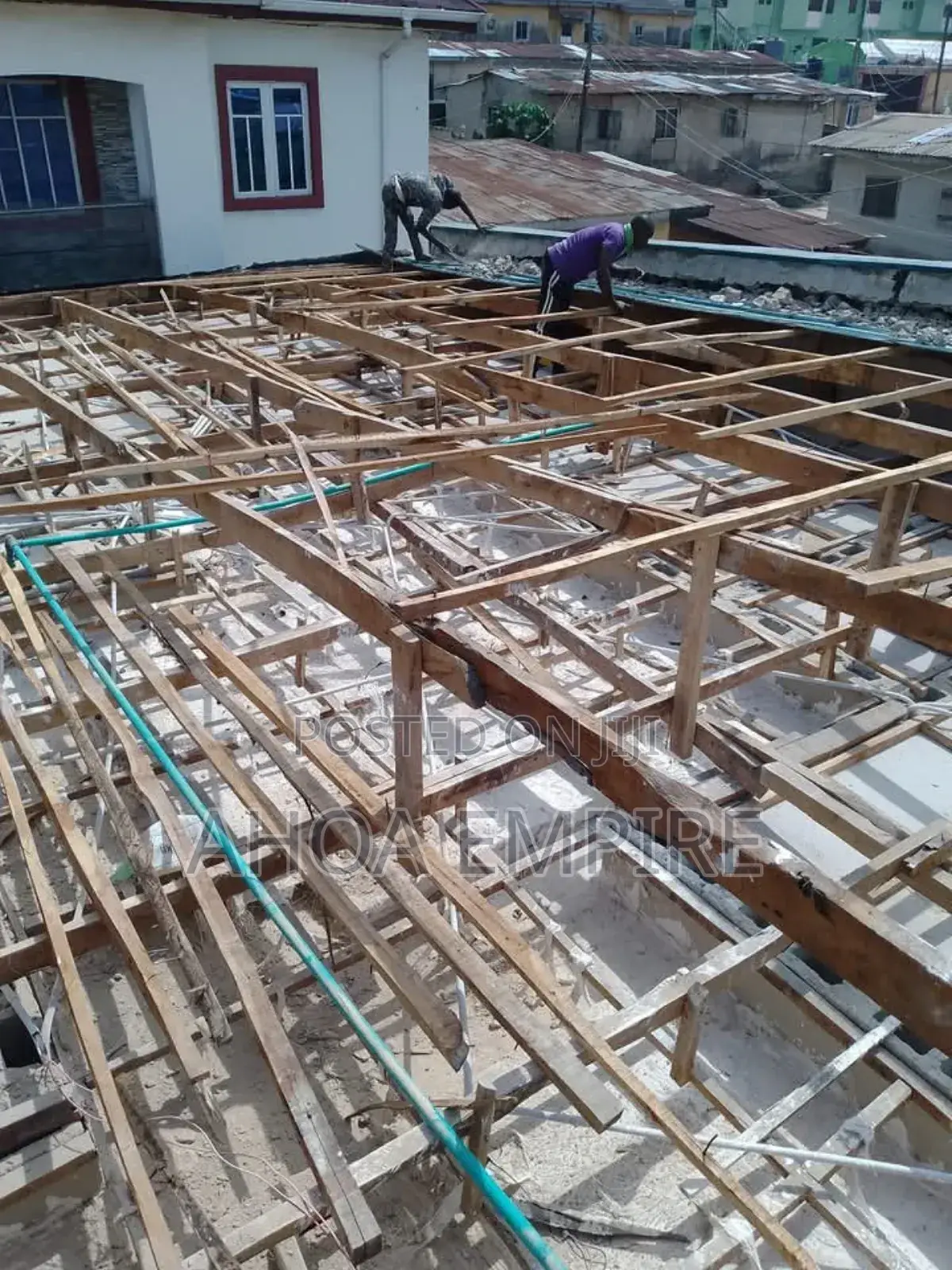 Carpenter for House Roofing
