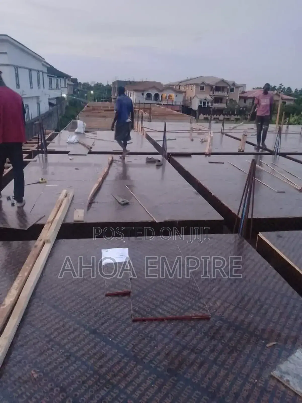 Carpenter for House Roofing