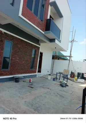 4bdrm Duplex in Oko Oba Scheme 2 for sale