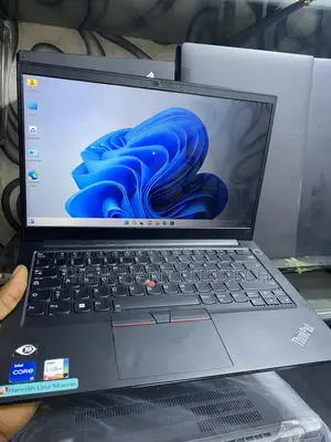 Laptop Lenovo ThinkPad E14 G5 16GB Intel Core I5 SSD 512GB