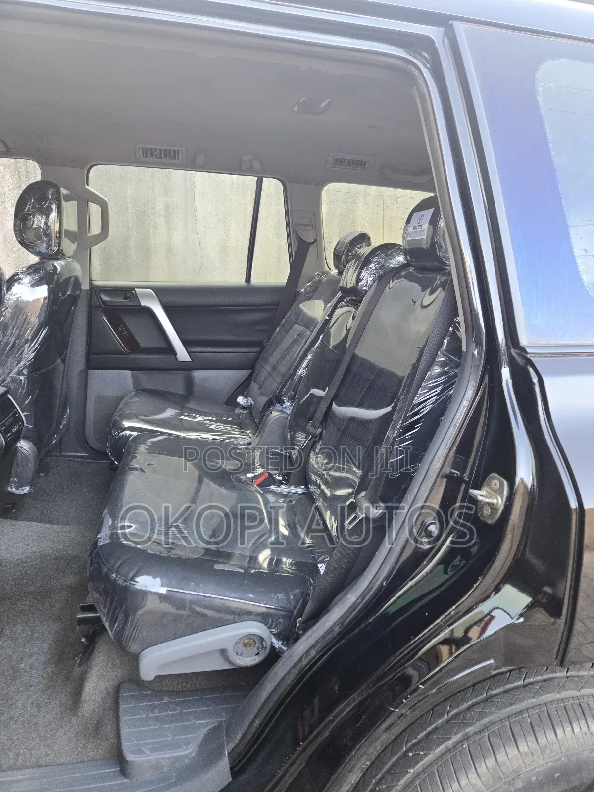 Toyota Land Cruiser Prado 2.7 i 2012 Black