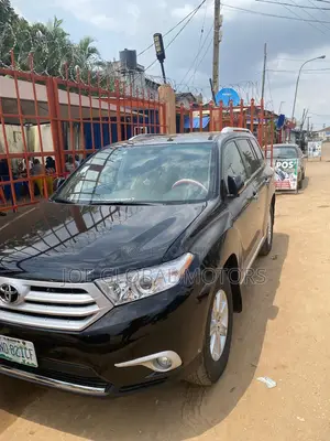 Toyota Highlander 2013 Black