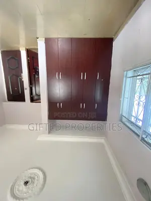 2bdrm Block of Flats in New Rd Off Ada, Port-Harcourt for rent