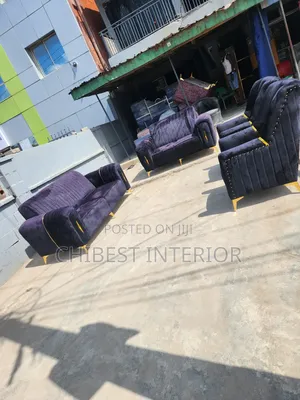 Seven Seaters Padded Sofa Sitting Room Chairs.