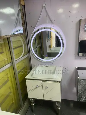 English Cabinet With Ld Mirror