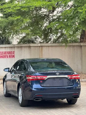 Photo - Toyota Avalon 2016 Blue