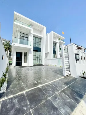 5bdrm Duplex in Chevron for sale