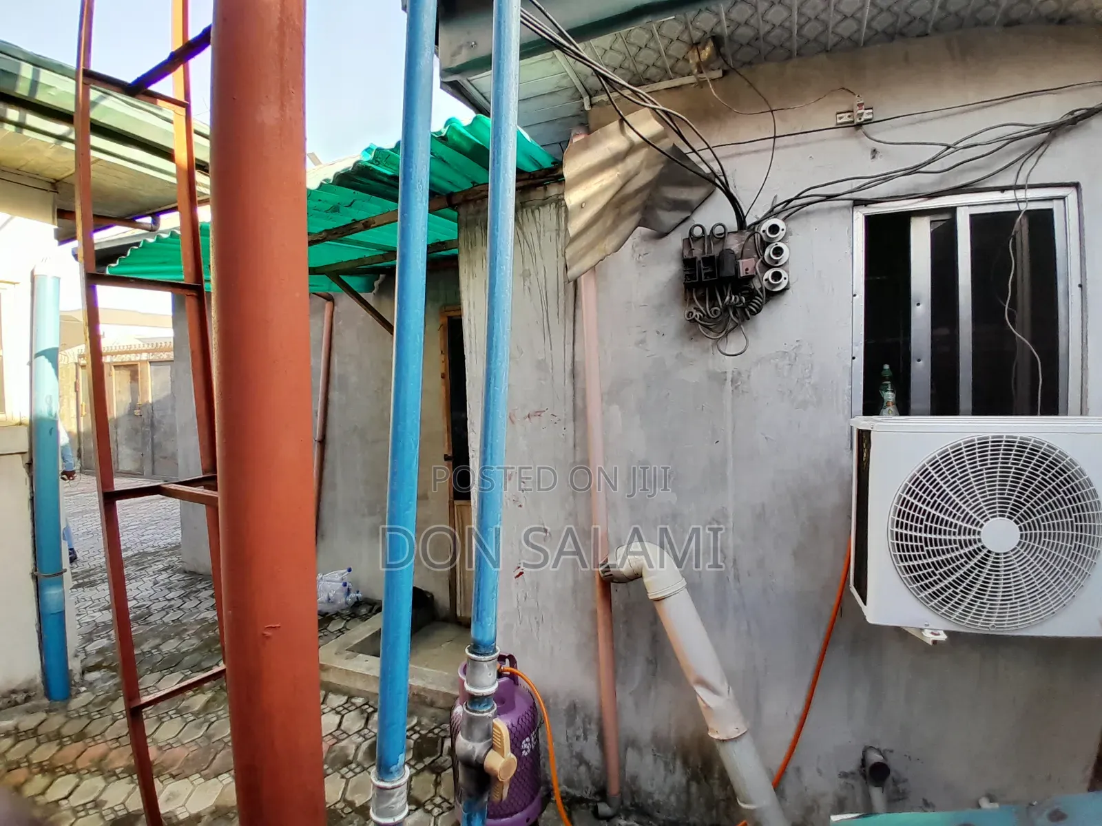 3bdrm Bungalow in Nta Apara Link Road, Port-Harcourt for sale