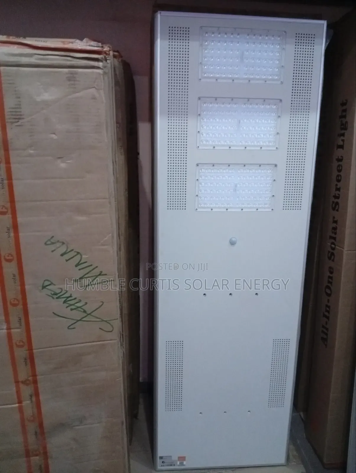Felicity A3 100 Watts Street Light