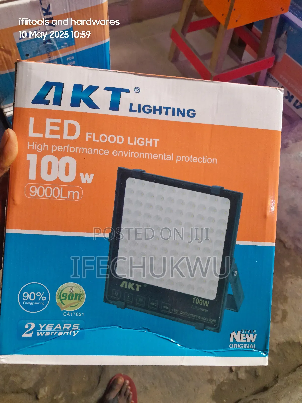 100w Akt Light