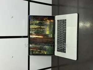 Laptop Apple MacBook Pro 2019 16GB Intel Core I7 SSD 512GB
