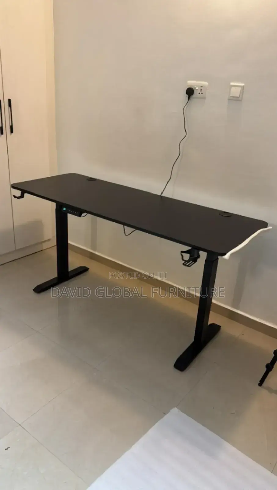 Exquisite Electric Table