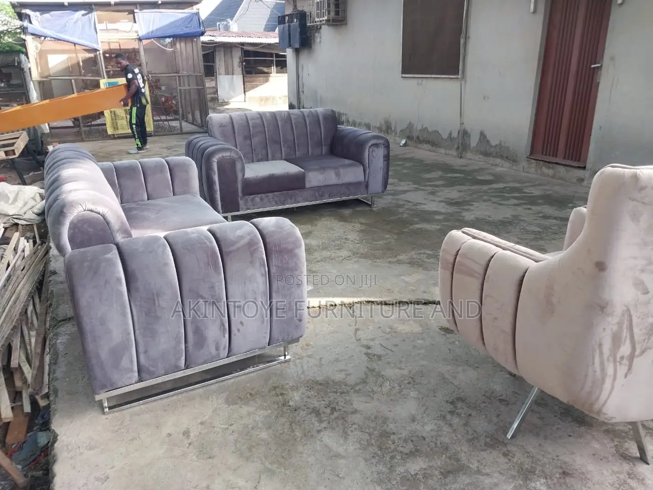 Sofas Set of 7 Sitter