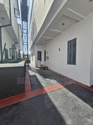 4bdrm Duplex in Ado / Ajah for sale