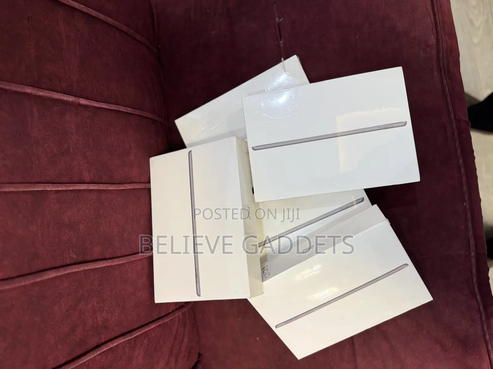 New Apple iPad 9.7 64 GB Gray