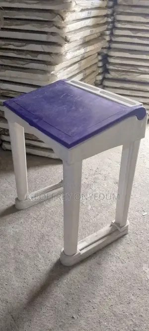 Altak School Desk