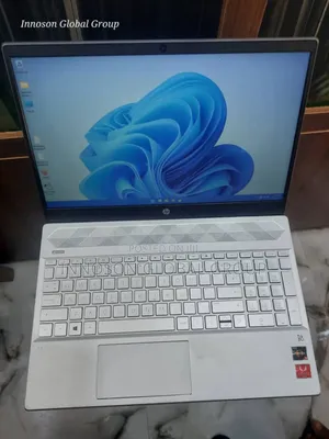 Photo - Laptop HP Envy 15 8GB AMD Ryzen 5 SSD 256GB