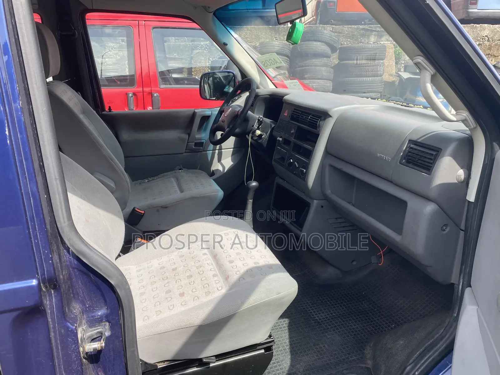 Volkswagen Transporter 2005 Blue