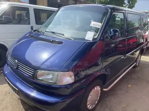 Volkswagen Transporter 2005 Blue