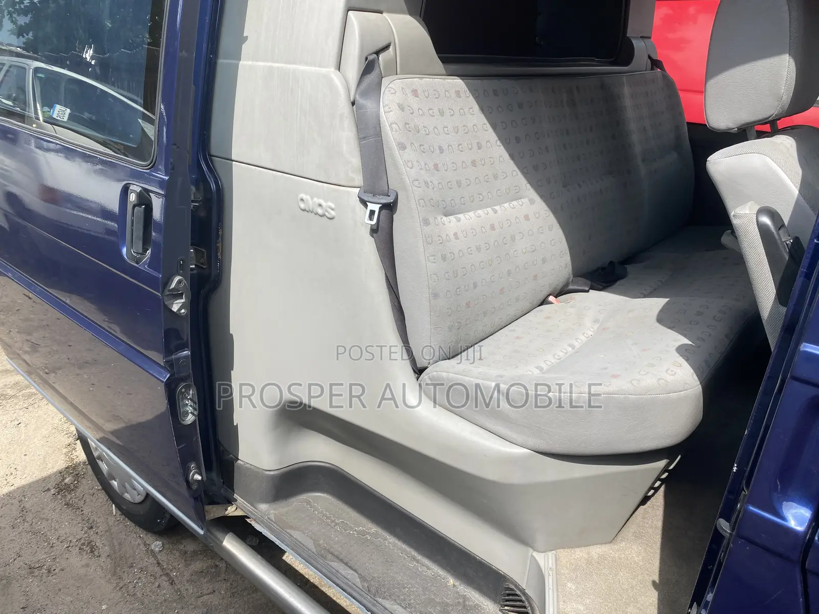 Volkswagen Transporter 2005 Blue