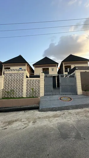 4bdrm Duplex in Ogba for sale