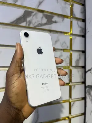 Apple iPhone XR 256 GB White